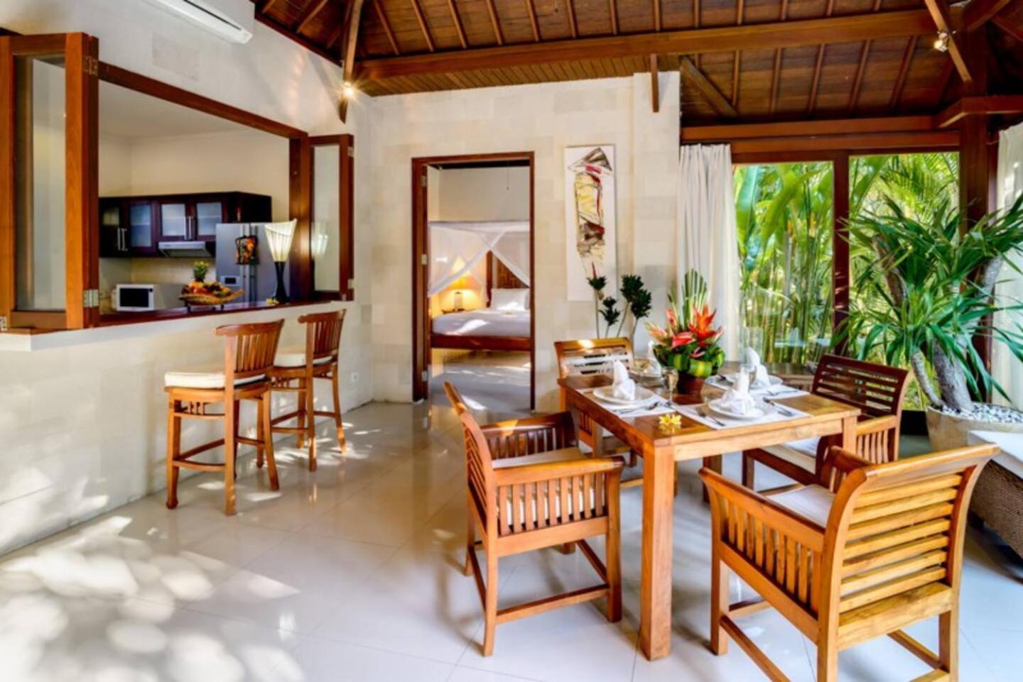 Heart Of Seminyak, 2Br, Sleeps 4, Walk To Bintang Villa Exterior photo